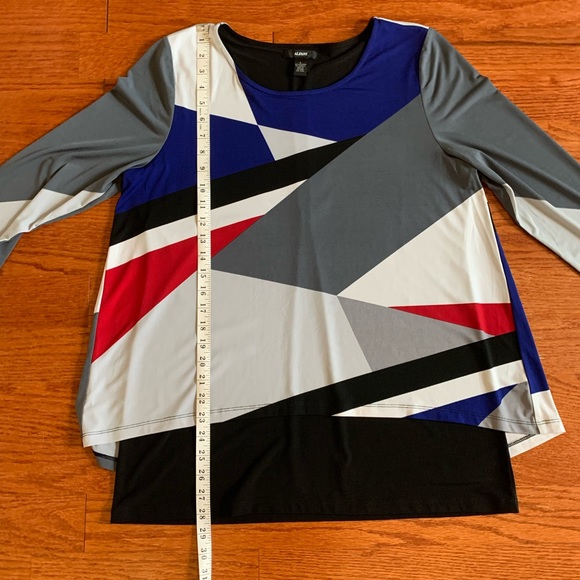 Alfani, Ladies Multi Color- Abstract Blouse, size Lg. - Picture 6 of 10